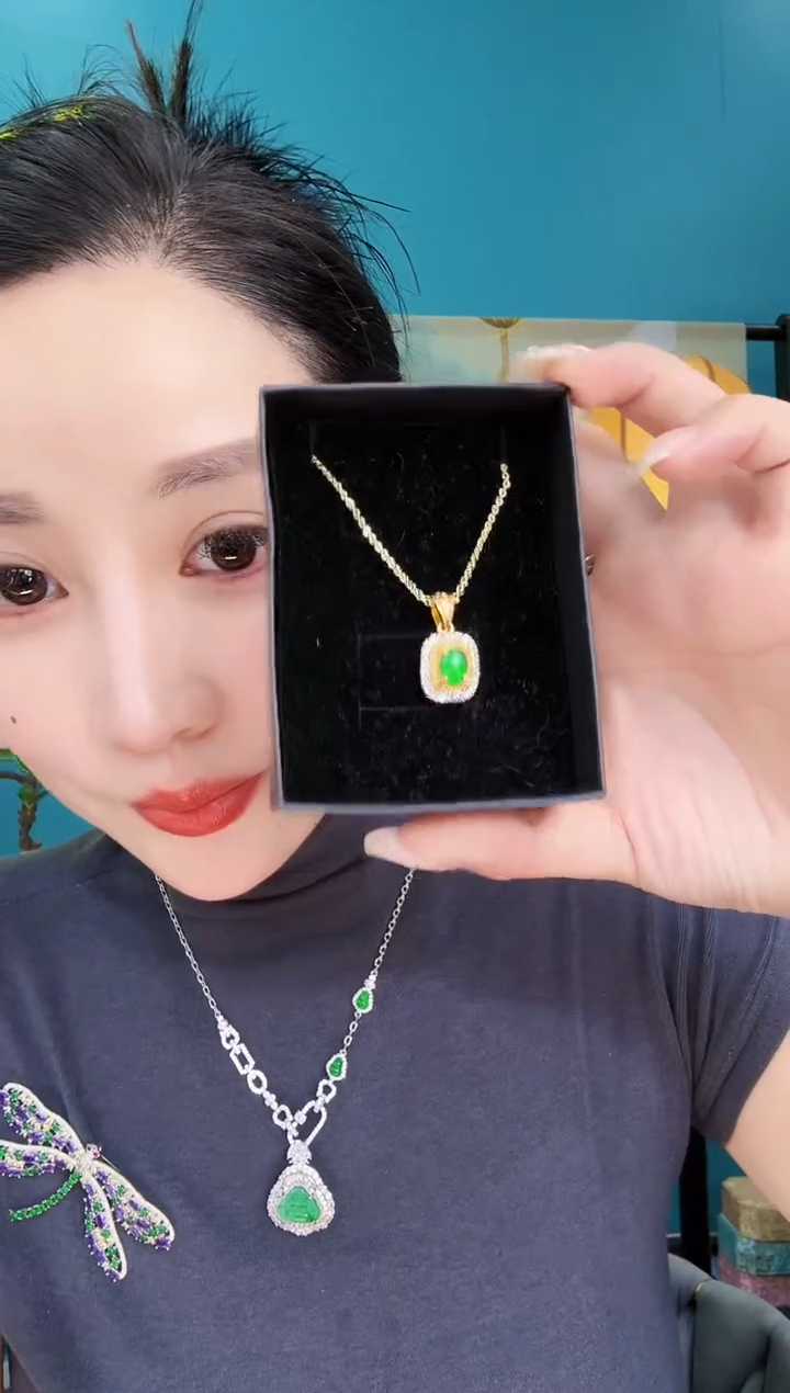 翡翠未镶嵌颈饰吊坠（不含链）