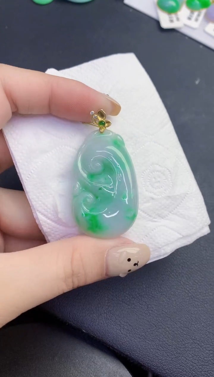 颈饰未镶嵌翡翠缅甸天然翡翠A货