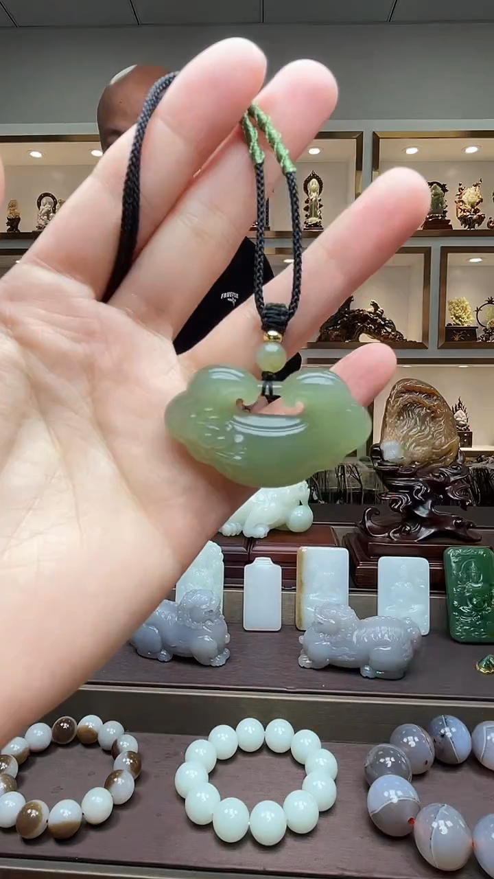 【闪购商品】和田玉挂件未镶嵌苏