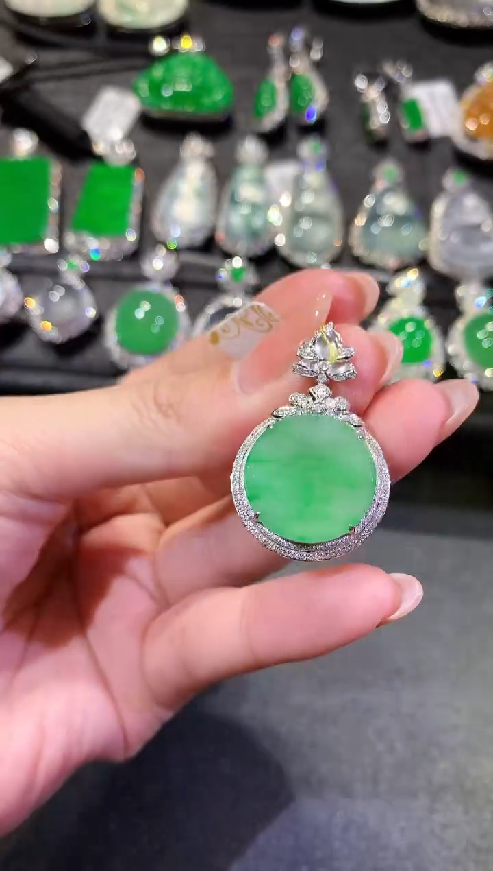 【闪购商品】翡翠吊坠(不含链)18K金镶嵌23-圆牌