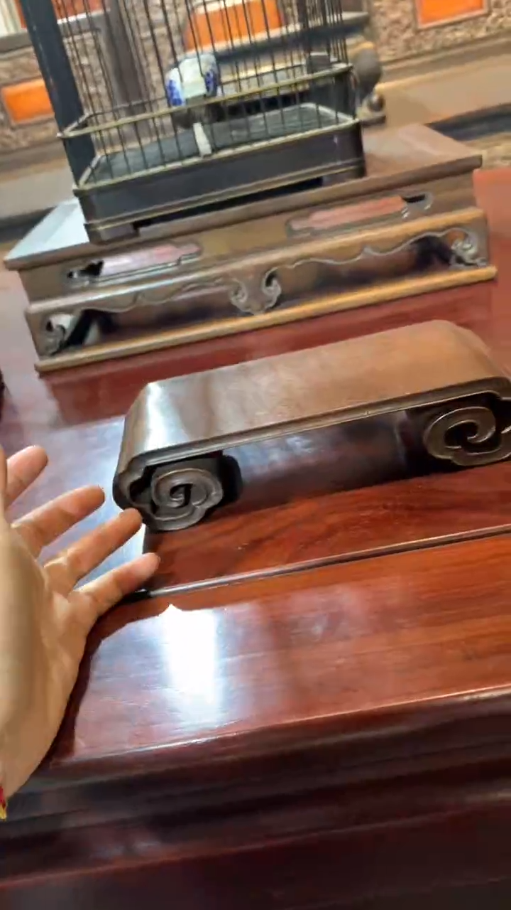 木福利                书卷底座