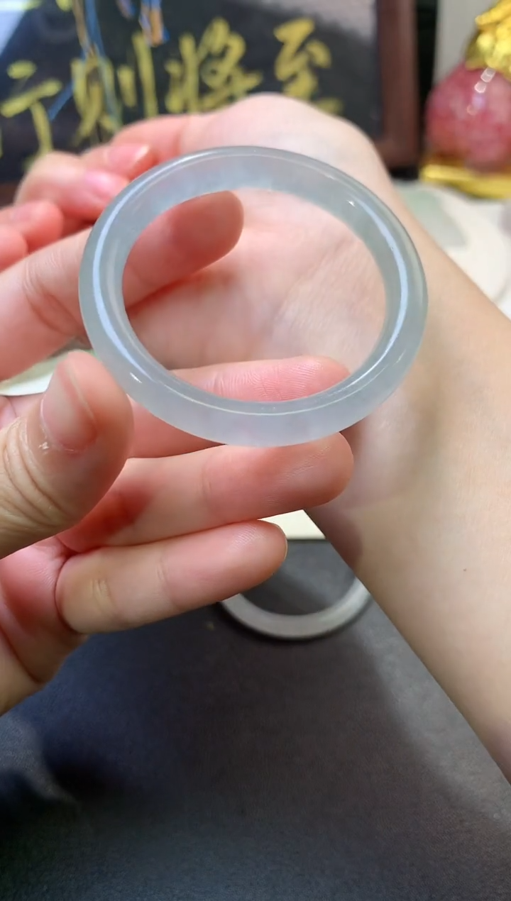 未镶嵌定制翡翠毛货