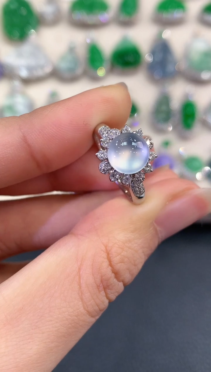 【闪购商品】翡翠戒指18K金镶嵌B114