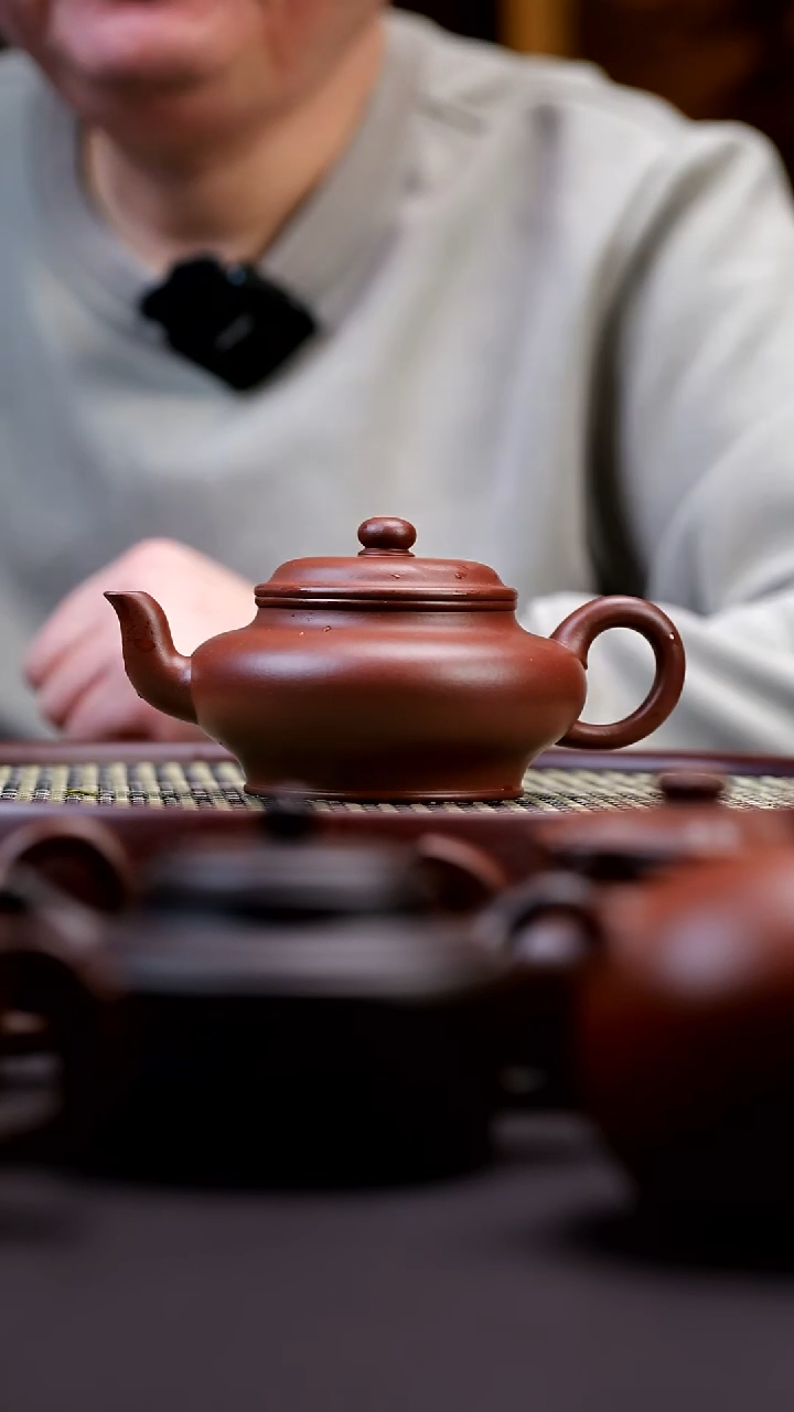 茶壶紫砂紫砂茶壶（景舟虚扁）