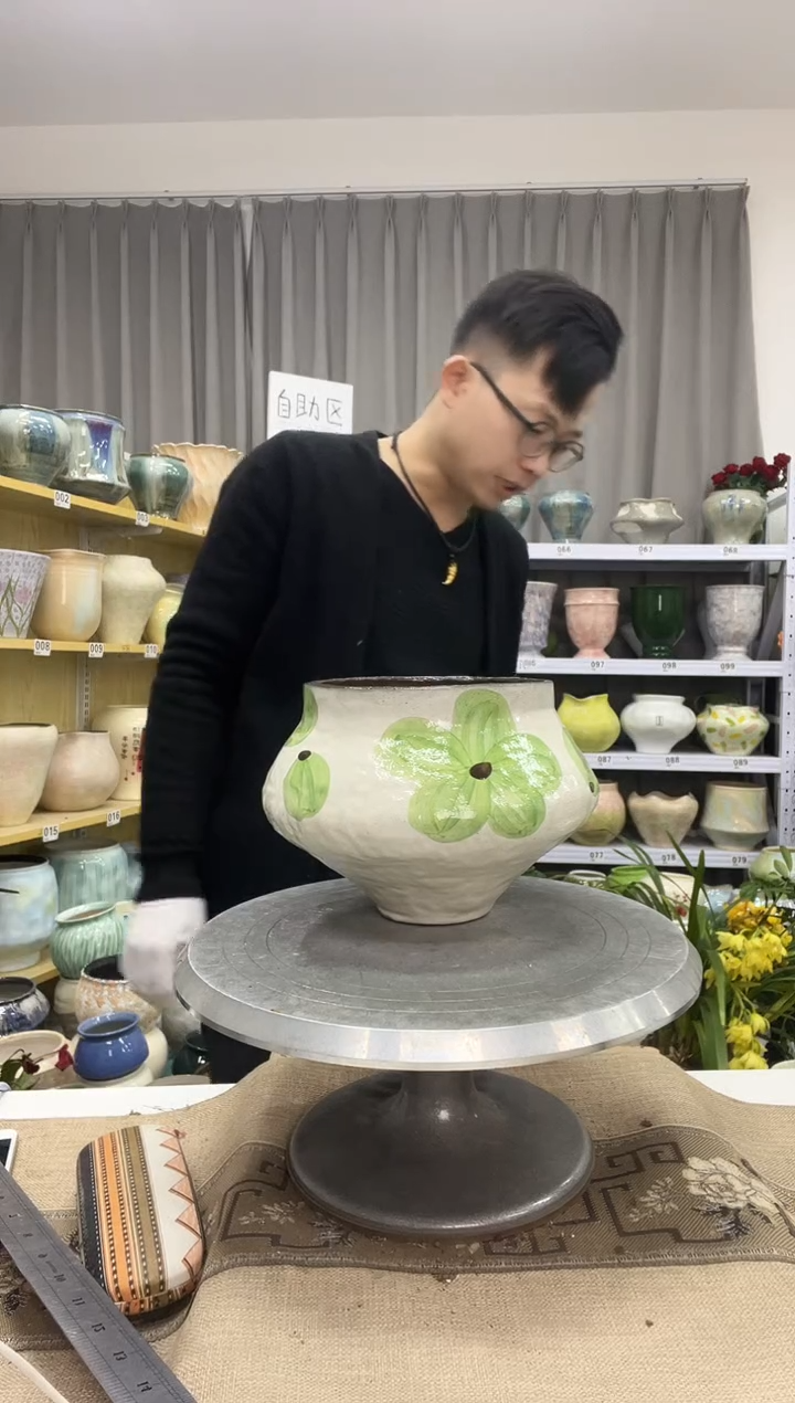 【12.26】花盆链接 高： 15 口：15