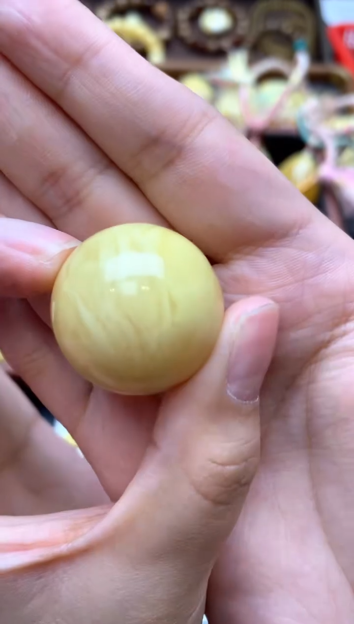 【闪购商品】琥珀珠宝奇石未镶嵌102琥珀蜜蜡花粉有纹小坑介意勿拍