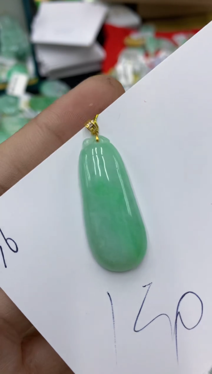 翡翠18K金镶嵌颈饰号链接111111111