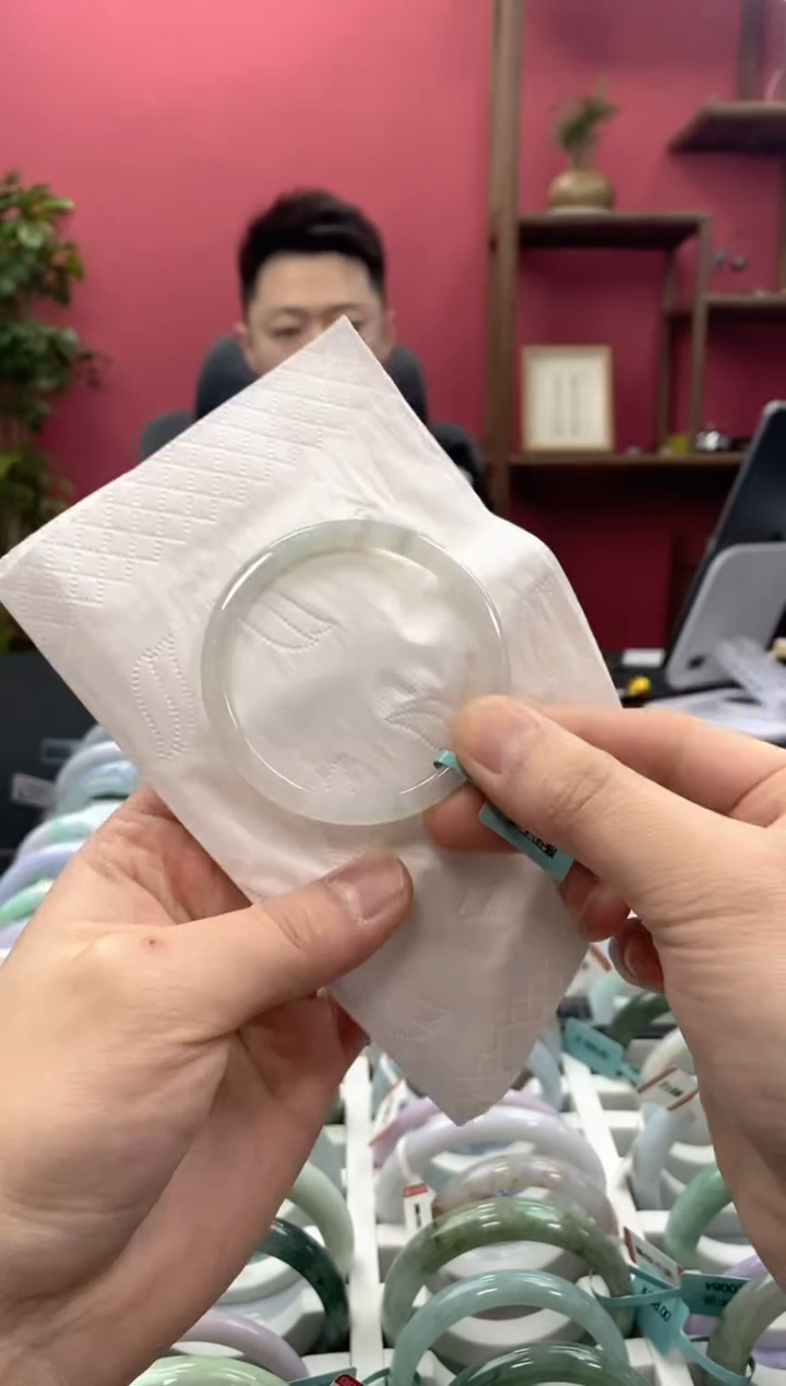 【闪购商品】翡翠手镯未镶嵌00004603