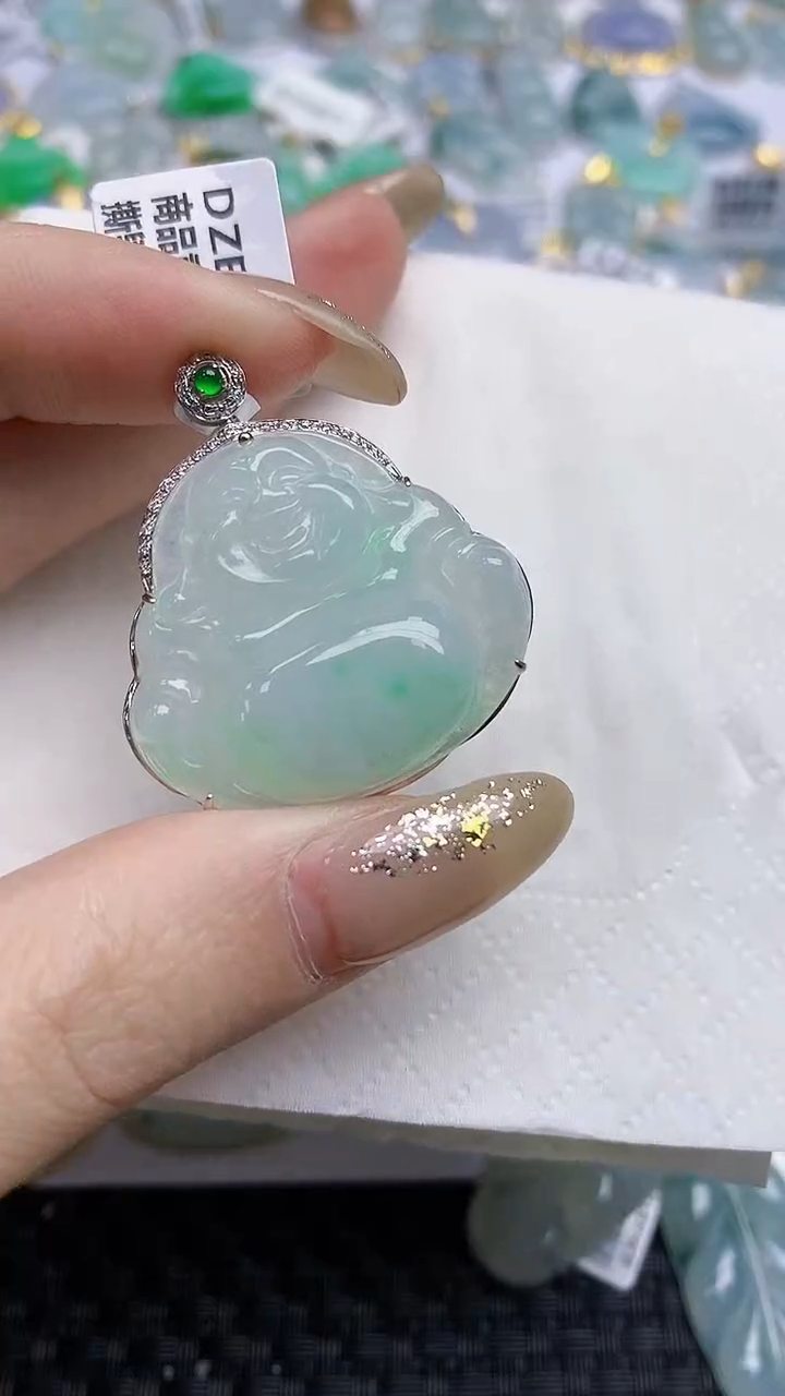 【闪购商品】翡翠颈饰18K金镶嵌天然A货翡翠 52