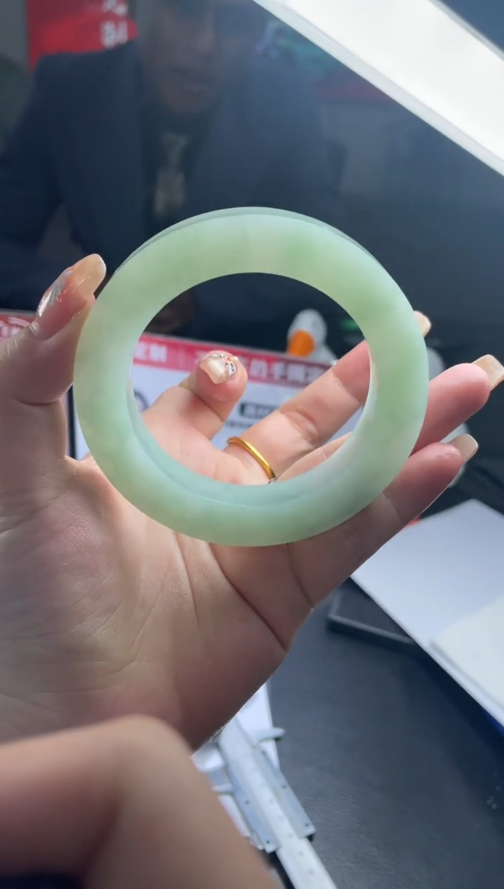 【闪购商品】定制翡翠手镯未镶嵌手镯DDQ/发一件