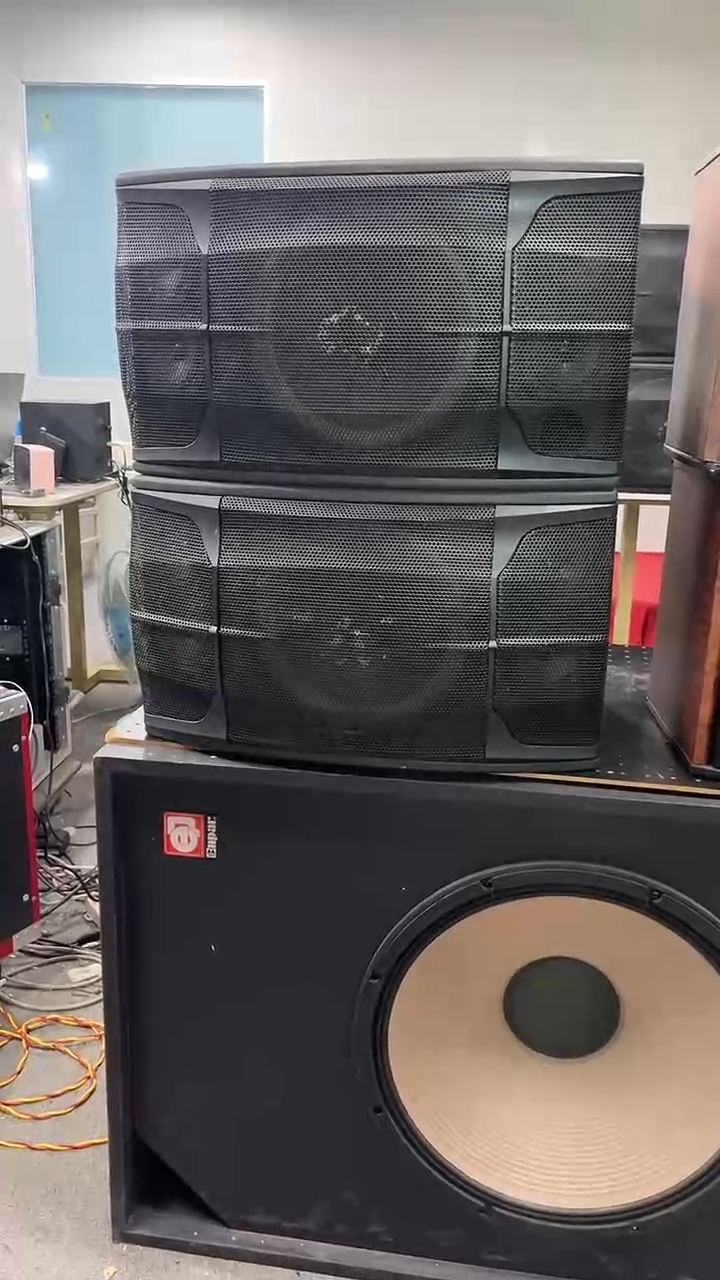 不包邮 10寸4高音卡包音响  KTV音箱一对   外观有瑕疵 运费到付