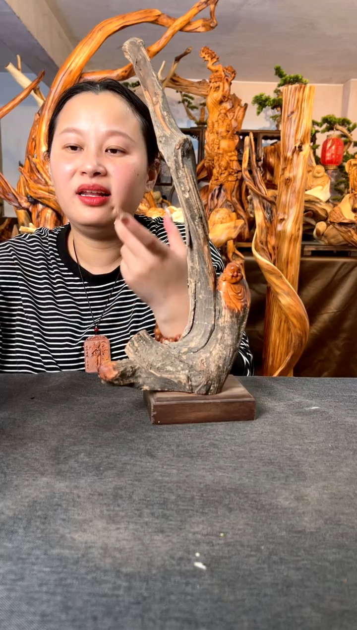 【闪购商品】柏木（崖柏）木雕2659965265222