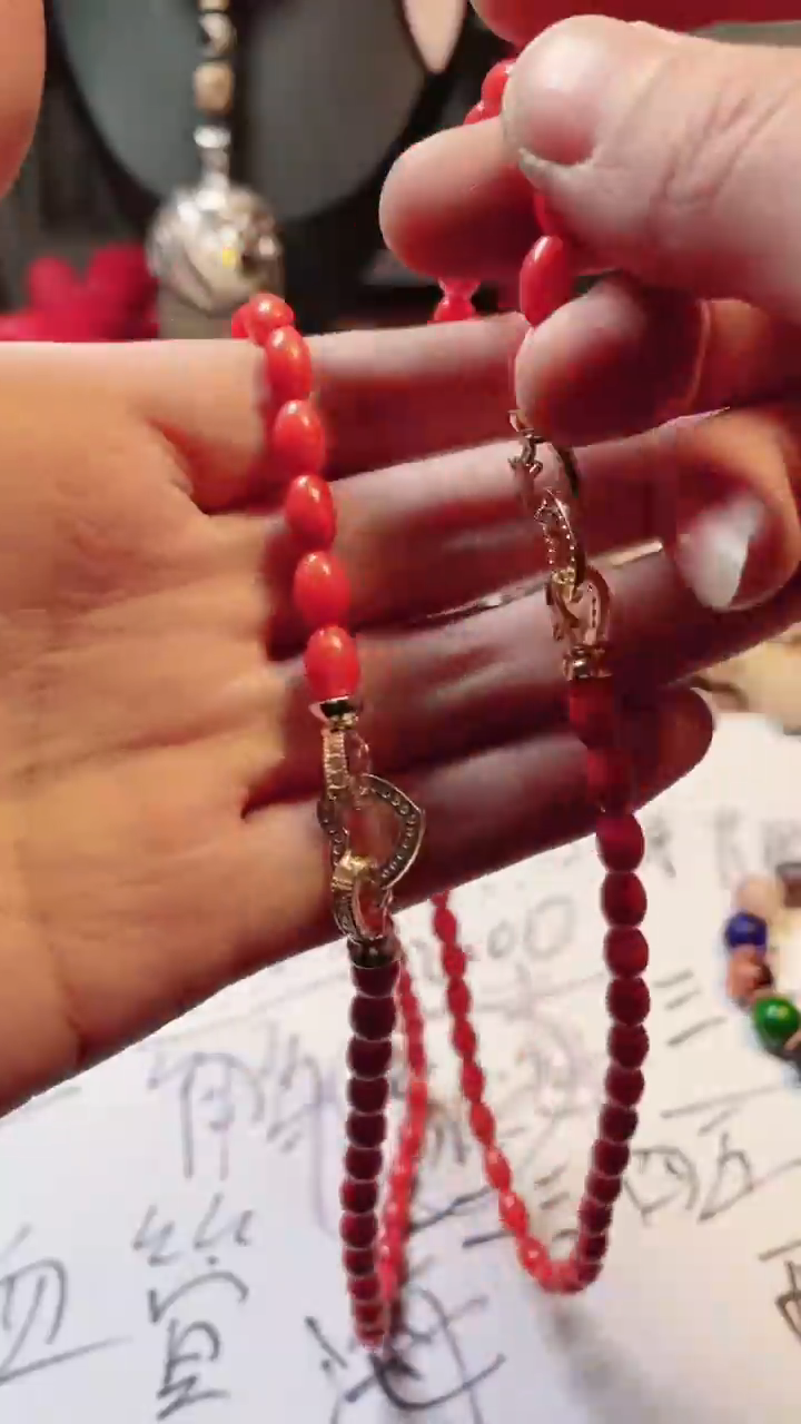 【闪购商品】滴血莲花菩提吊坠工艺品HH94