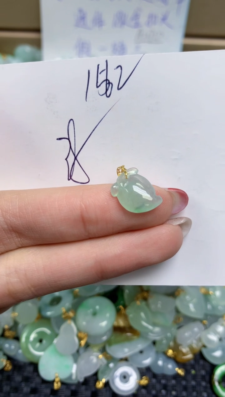 【闪购商品】翡翠颈饰18K金镶嵌天然缅甸A货翡翠