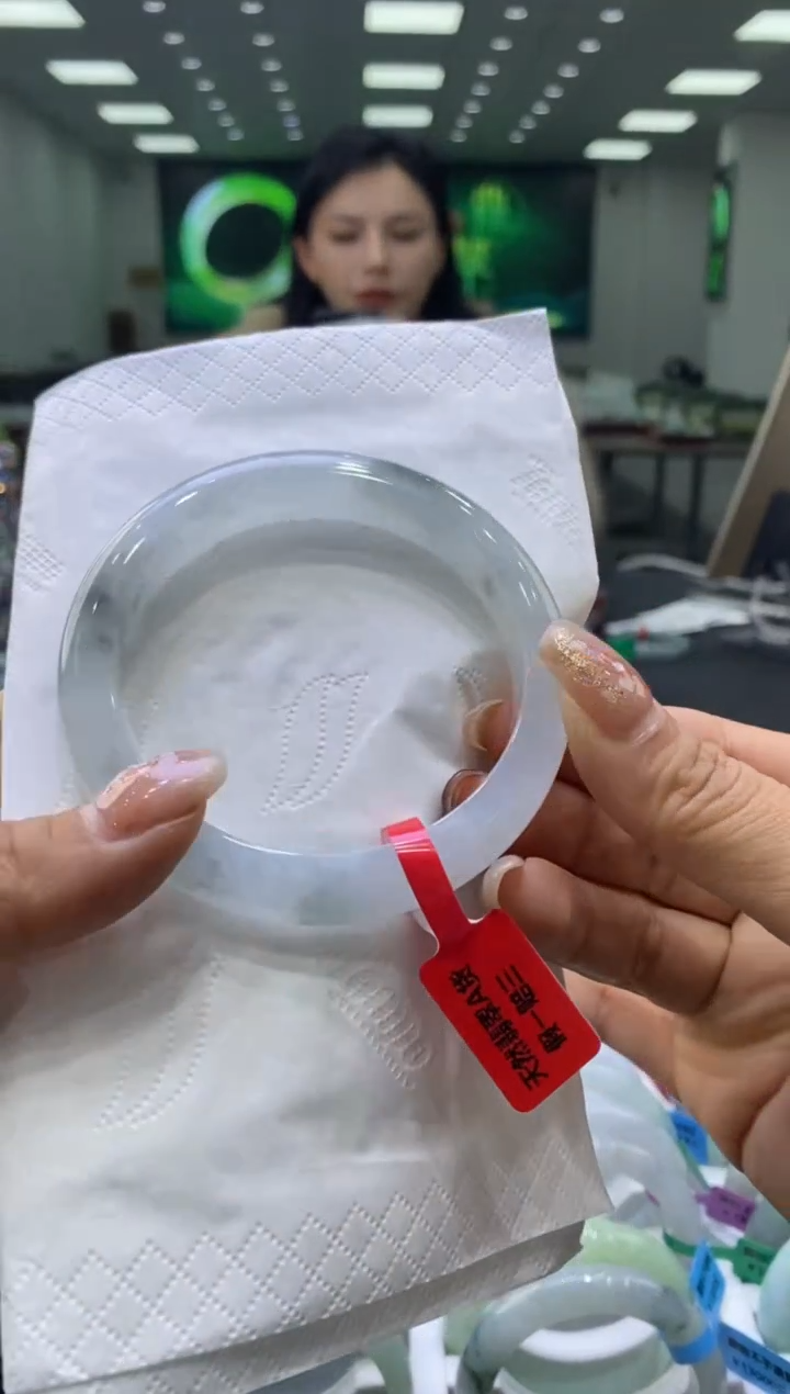 未镶嵌手镯翡翠00003187