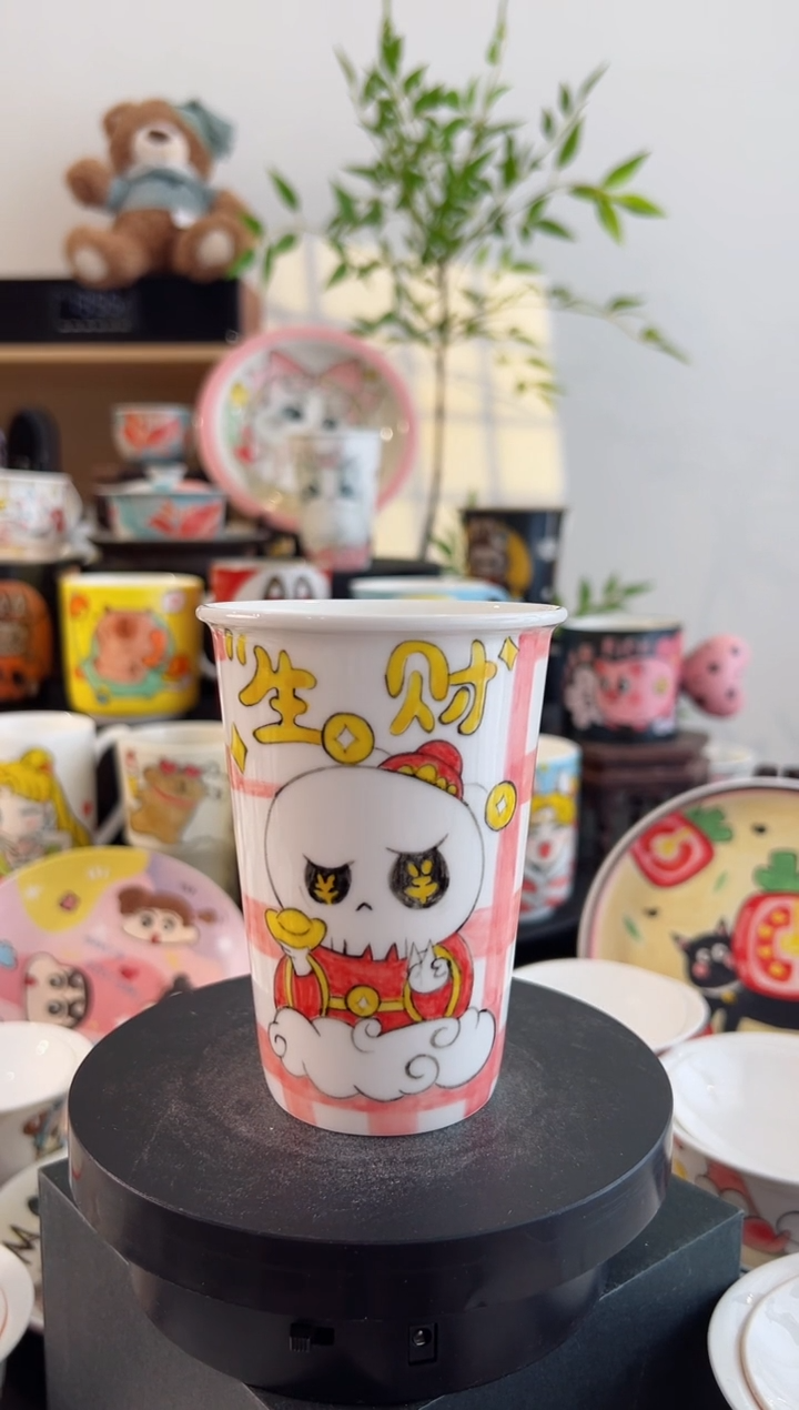 【闪购商品】摆件手工手绘陶瓷小杯杯