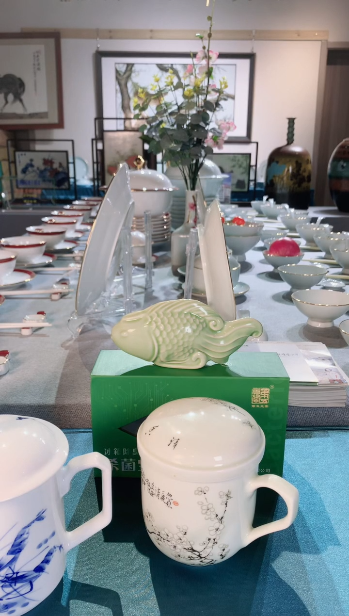 【闪购商品】负离子高温陶瓷摆件鱼