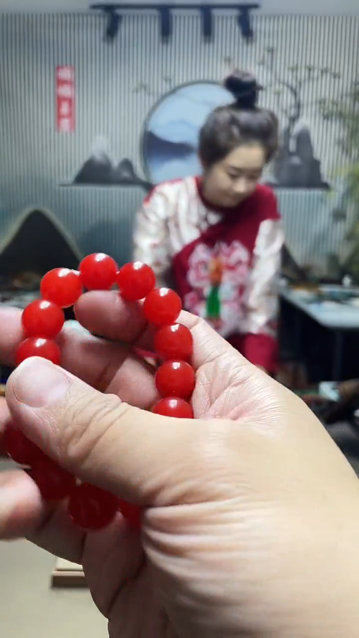 【闪购商品】蛇纹石玉手串未镶嵌多样性发货任意一件