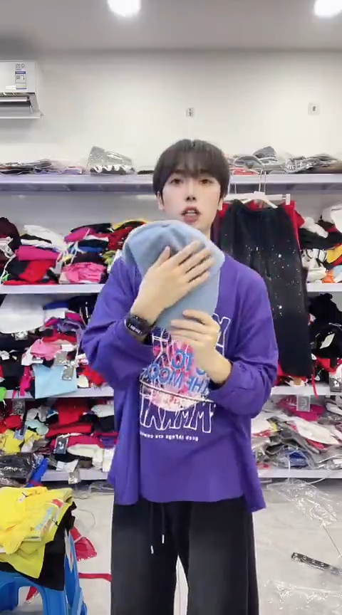 闪电购精品女装127瑕疵