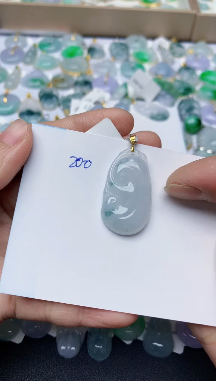 【闪购商品】翡翠颈饰18K金镶嵌天然翡翠A货  