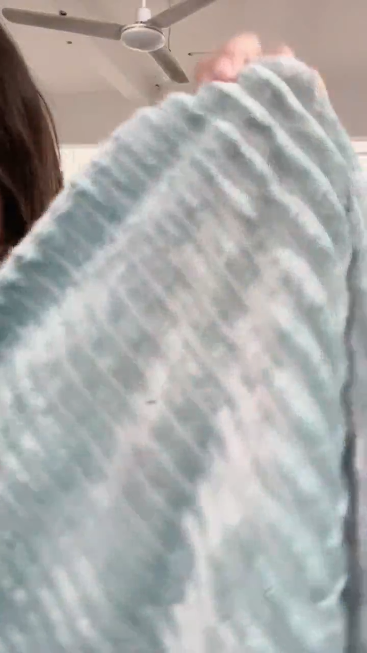 法兰绒025                80*180瑕疵