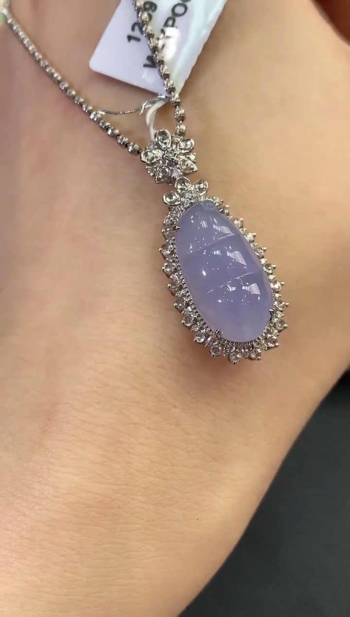 【闪购商品】翡翠吊坠(不含链)18K金镶嵌B127  有色差   