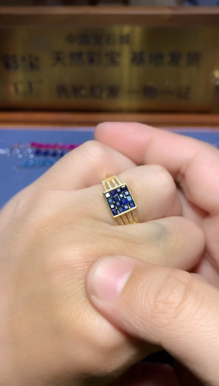 【闪购商品】蓝宝石戒指银S925镶嵌........