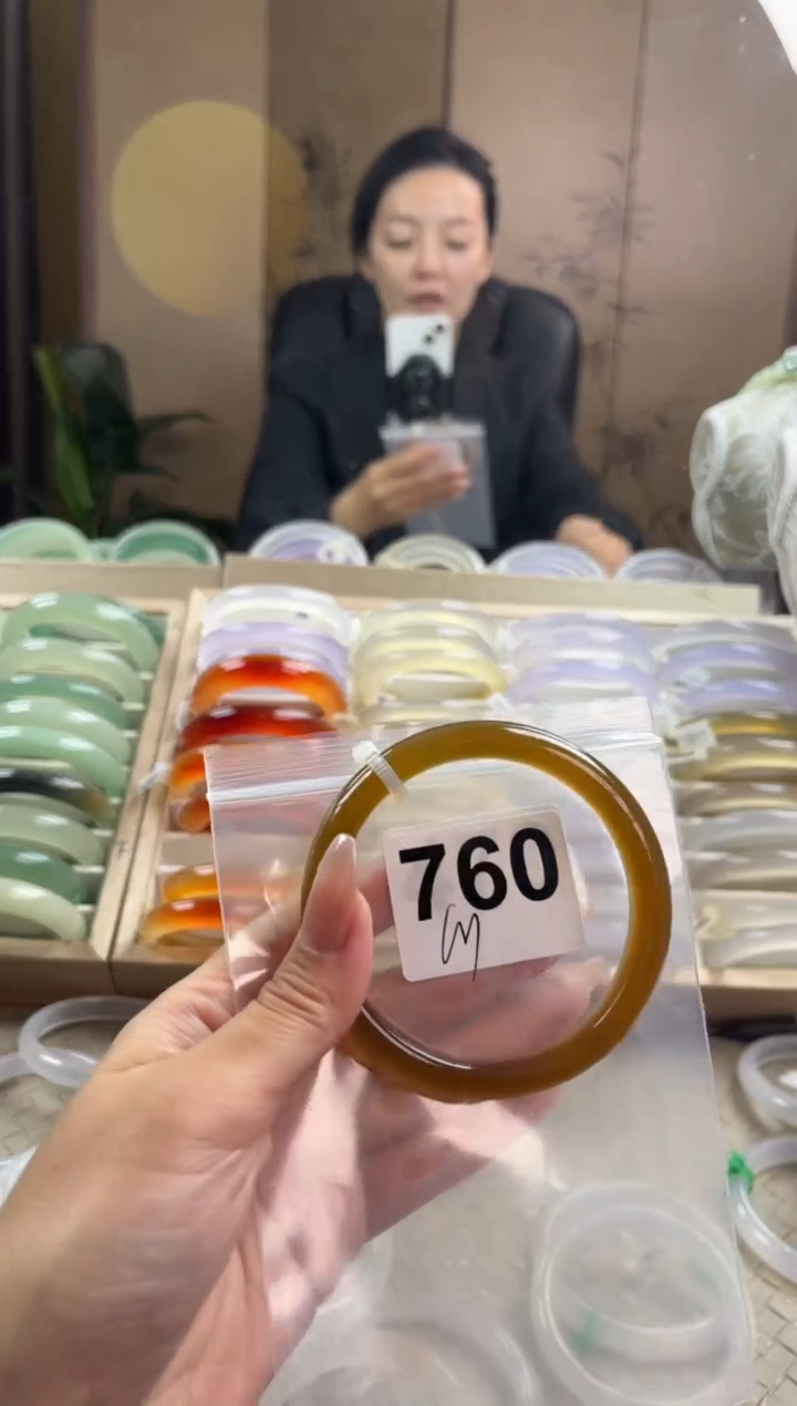 手镯玛瑙/玉髓未镶嵌760