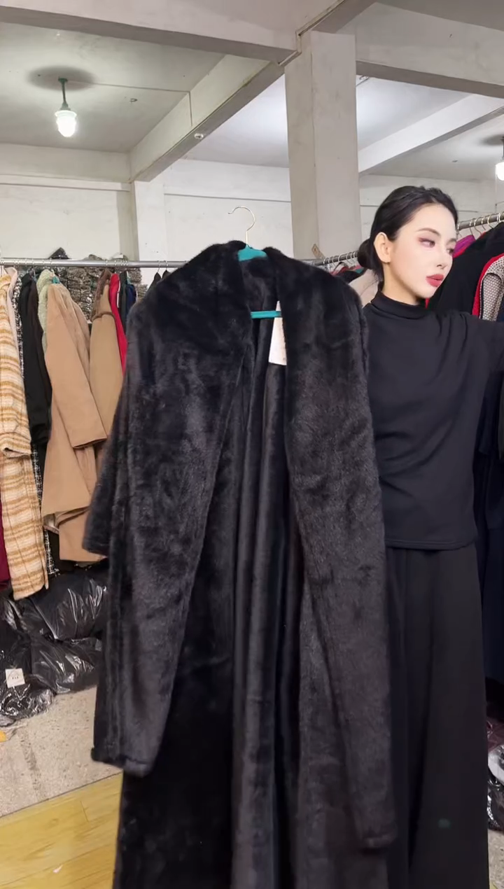 915闪购外套外披马甲打底裤子