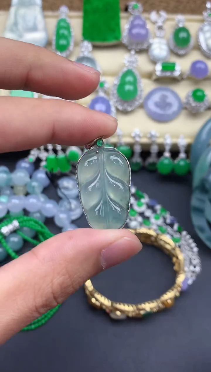 【闪购商品】翡翠颈饰18K金镶嵌158--中国好珍宝