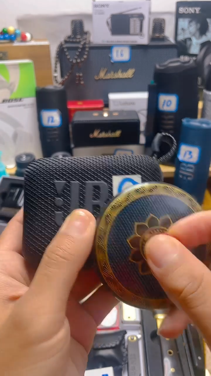 瓷片闪购商品 如图所示