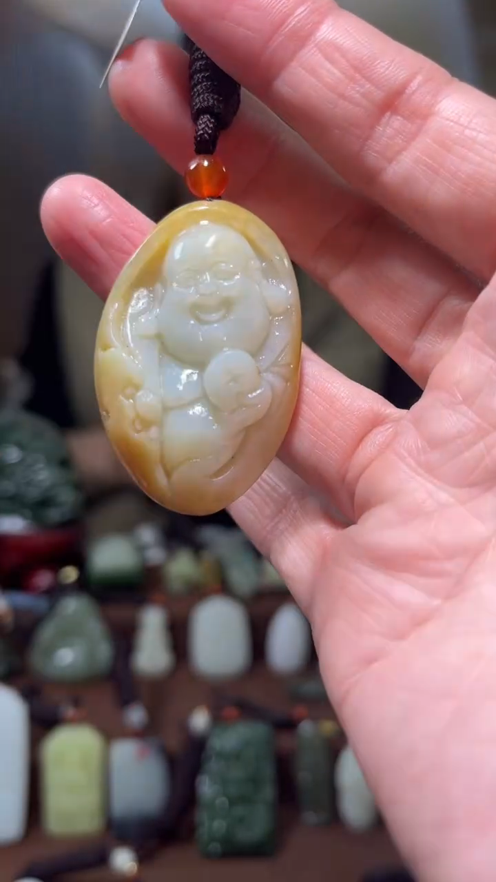 颈饰未镶嵌和田玉·