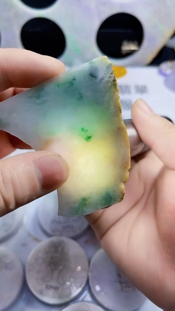 翡翠裸石缅甸天然翡翠A货805