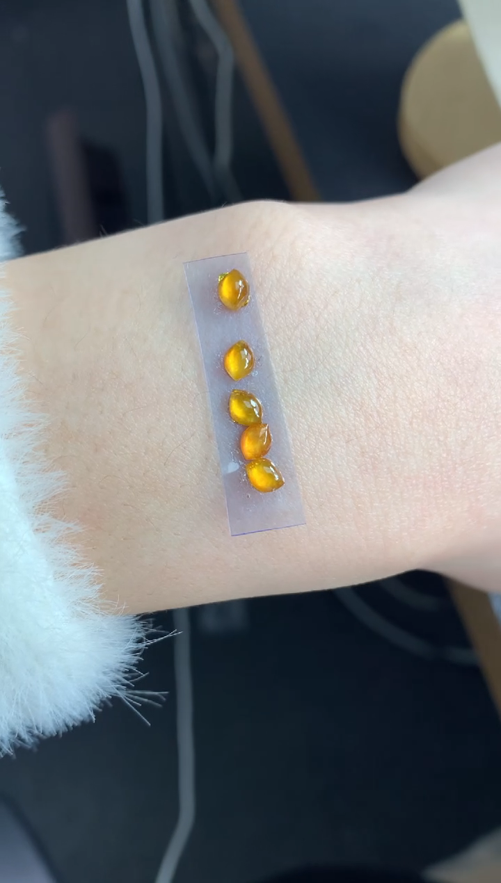 【闪购商品】定制翡翠未镶嵌一套随行