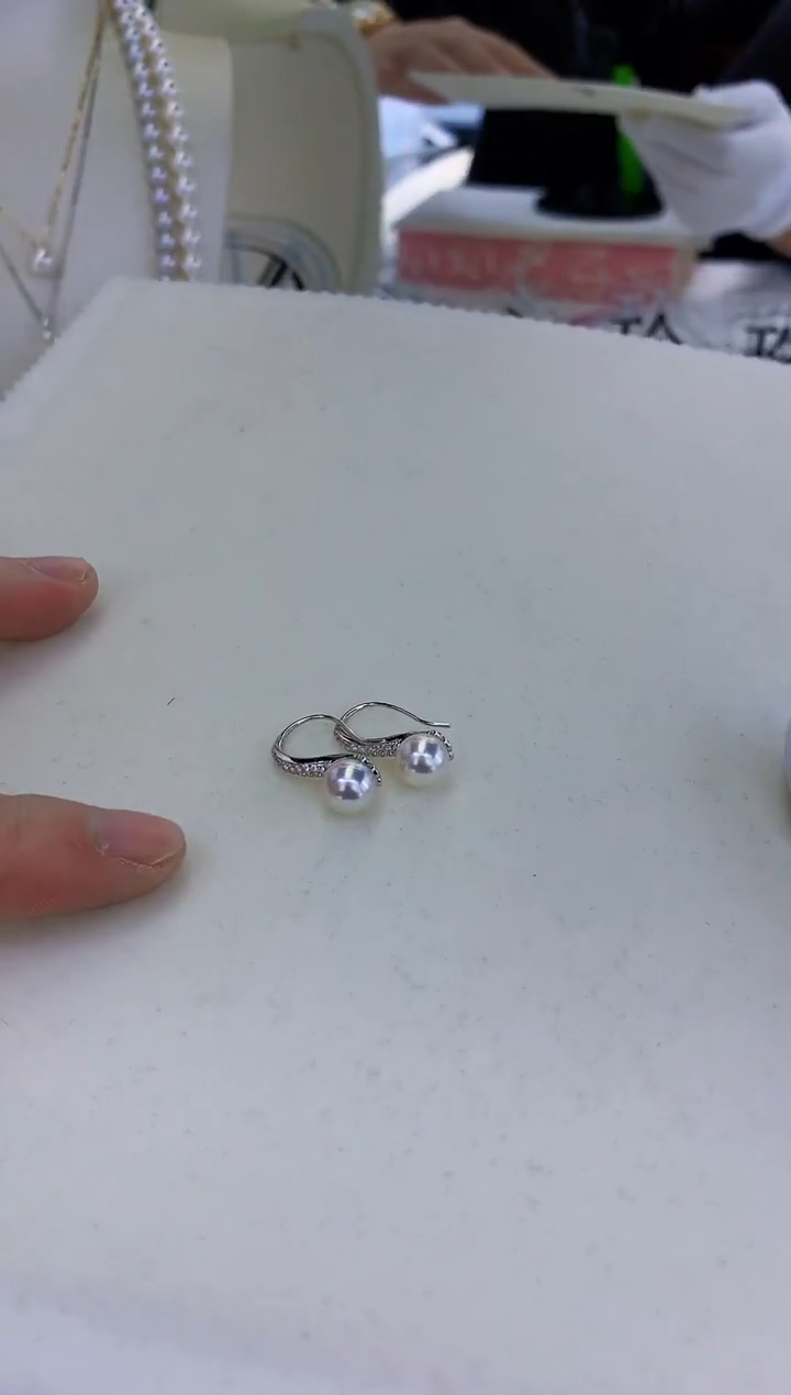银S925镶嵌饰品海水珍珠银版高跟鞋耳饰