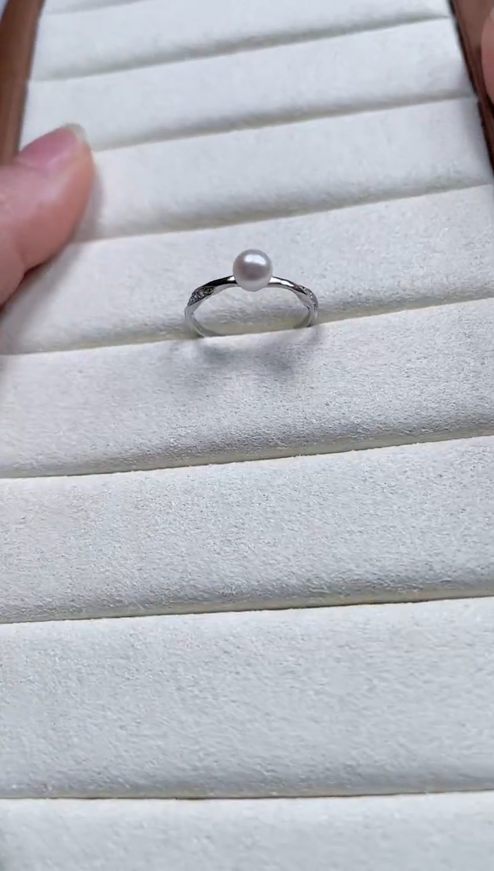 【闪购商品】海水珍珠戒指银S925镶嵌海水珍珠缠绕款戒指