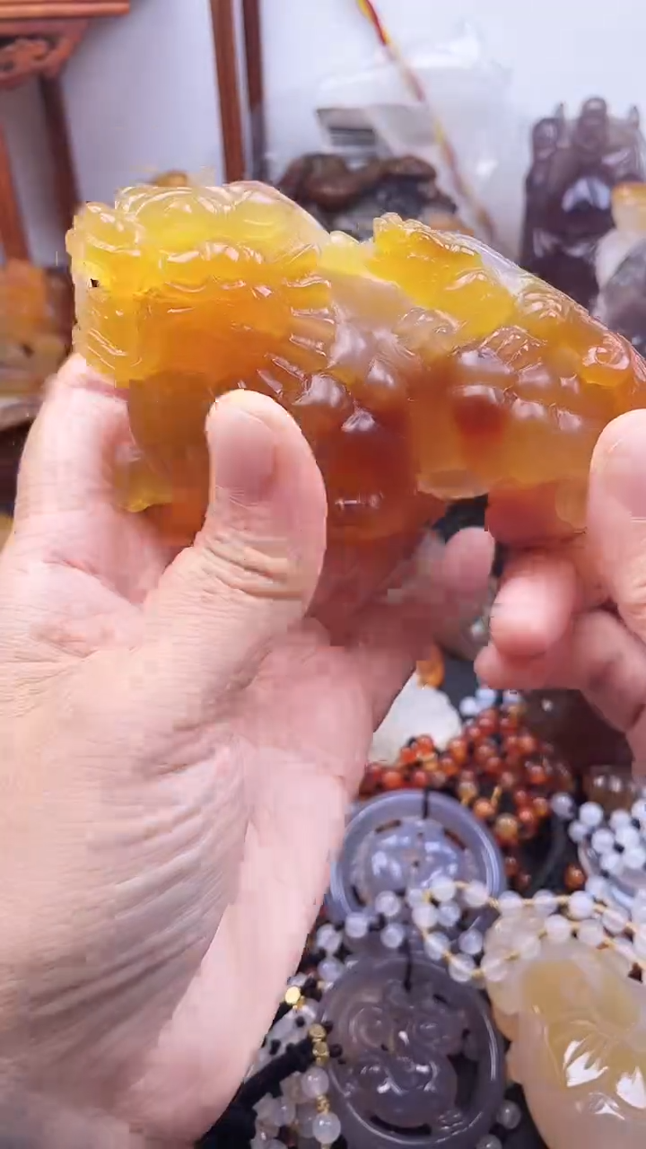 未镶嵌1玛瑙/玉髓龙*AA