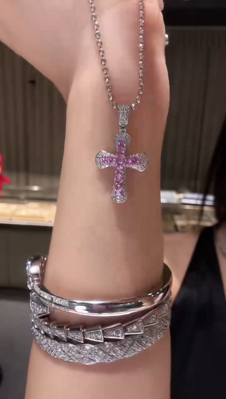 18K金镶嵌吊坠（不含链）钻石AF0719-W