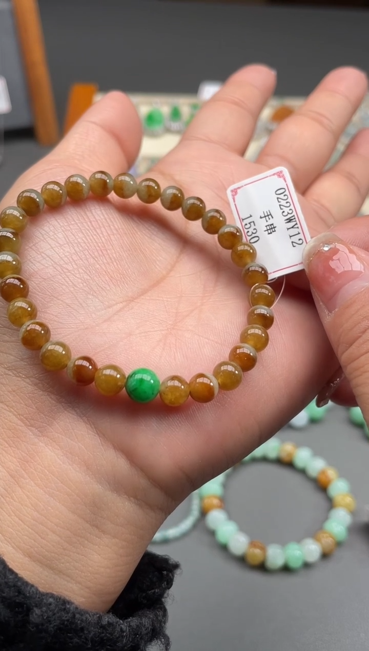 【闪购商品】翡翠手串未镶嵌0223WY12