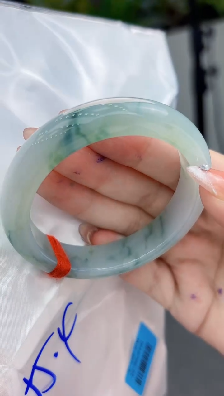 【闪购商品】翡翠手镯未镶嵌翡翠手镯