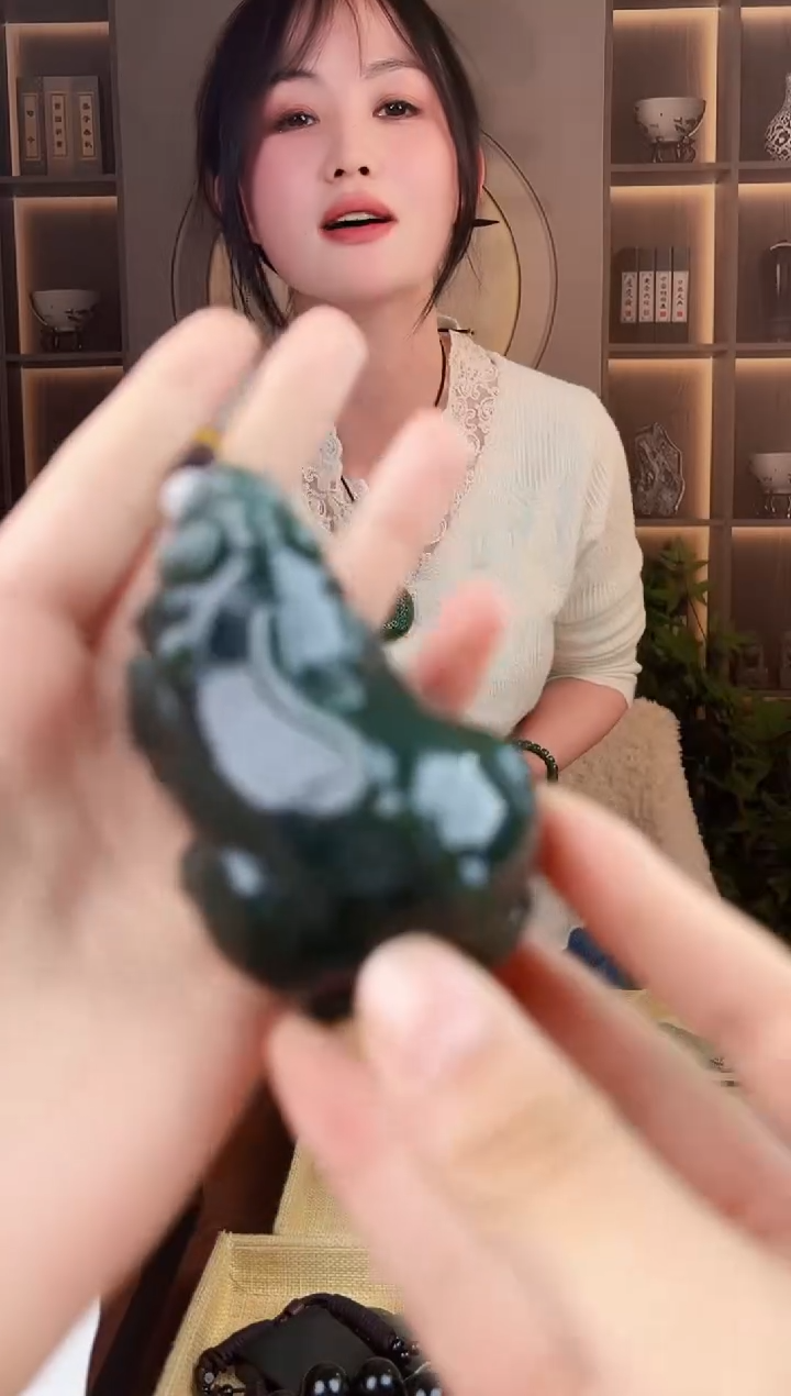 颈饰未镶嵌和田玉拍一发一，多样性发货