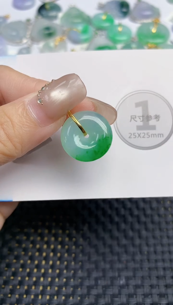 颈饰18K金镶嵌翡翠天然缅甸A货翡翠百元以上9元证书费自理