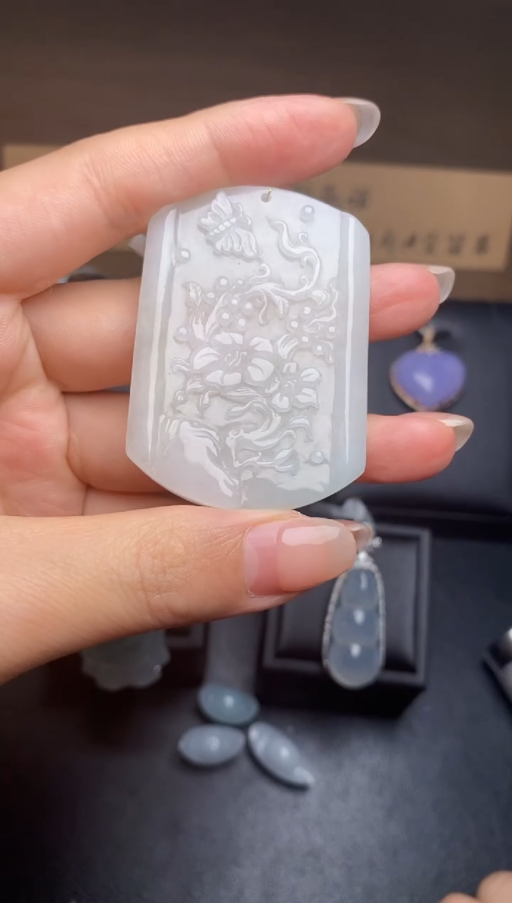 【闪购商品】翡翠颈饰未镶嵌翡翠