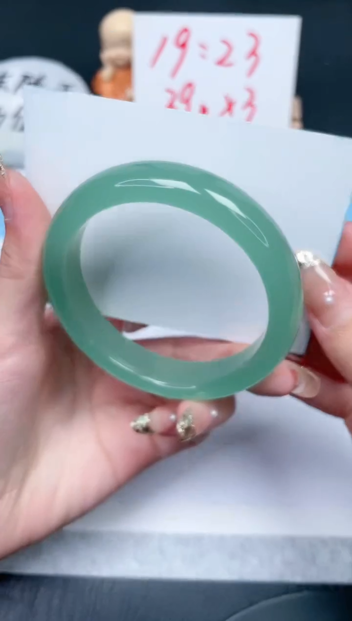 【闪购商品】石英质玉手镯未镶嵌11-58.3