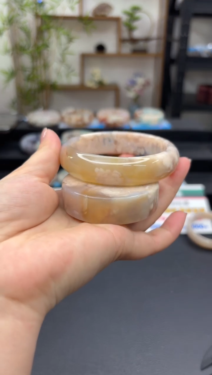【闪购商品】石英质玉手镯未镶嵌C846(59圈赠送镯心)