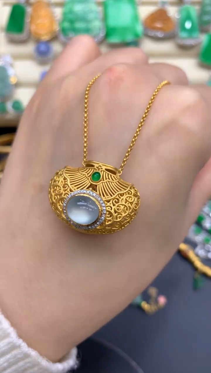 【闪购商品】翡翠颈饰18K金镶嵌691-中国好珍宝