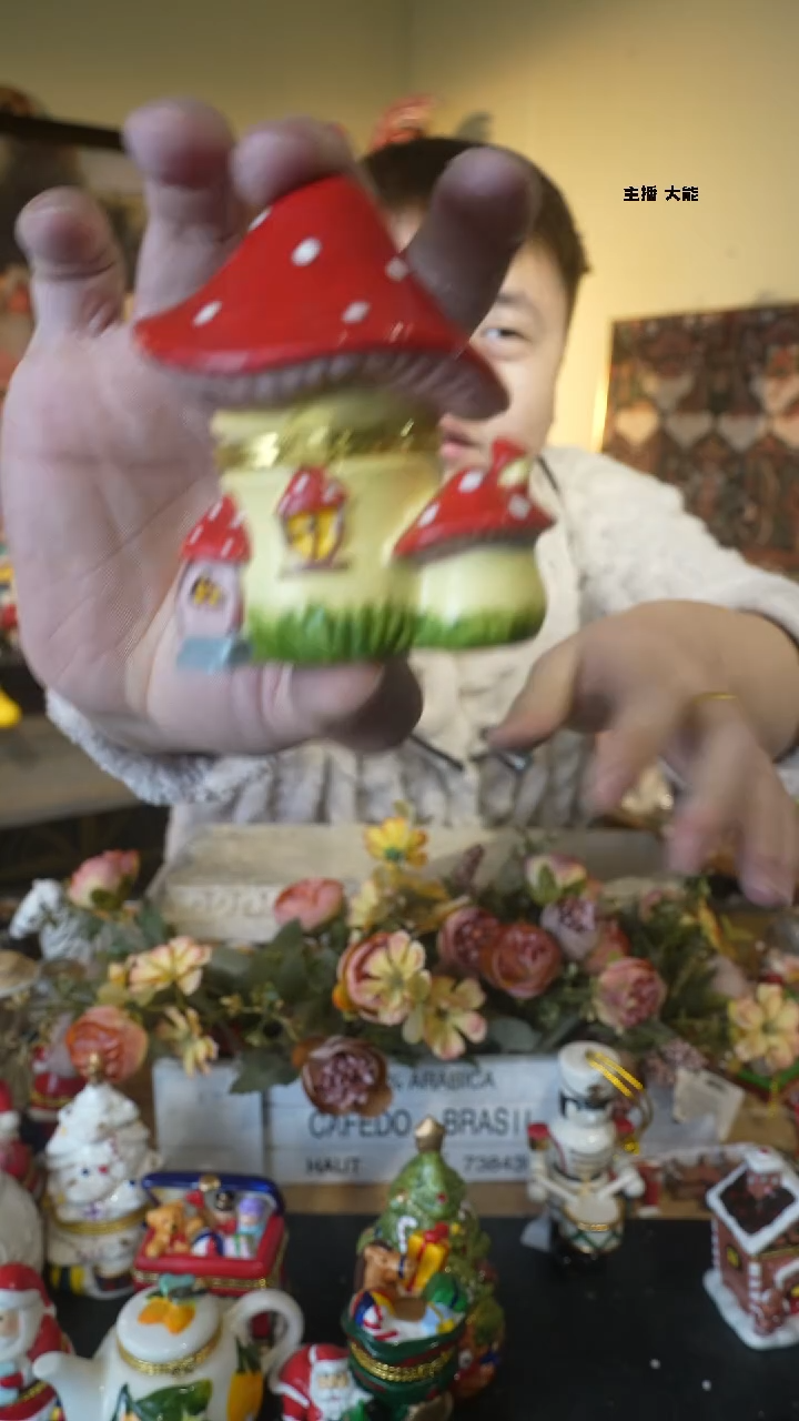 【闪购商品】默认微瑕高端树脂陶瓷摆件Q