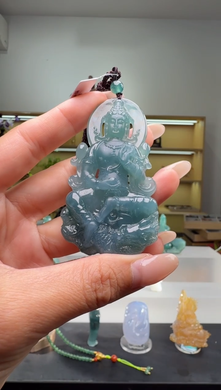 吊坠(不含链)未镶嵌翡翠观音