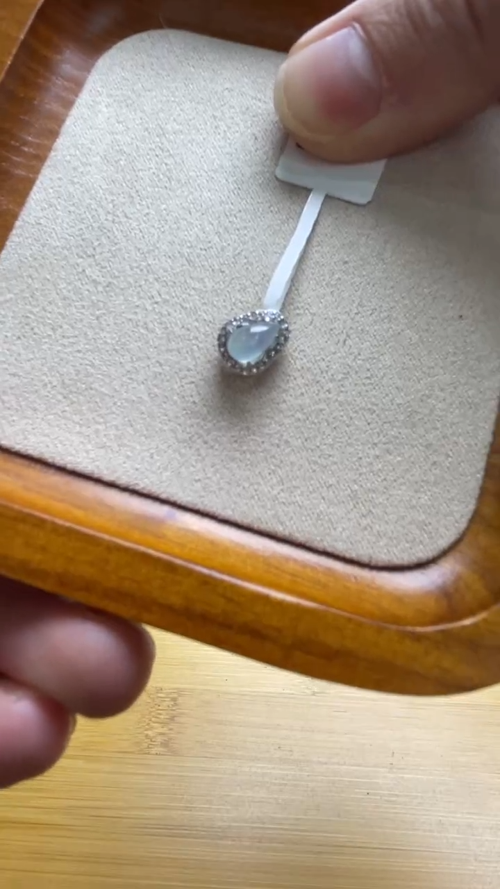 银S925镶嵌挂件翡翠翡翠小水滴吊坠