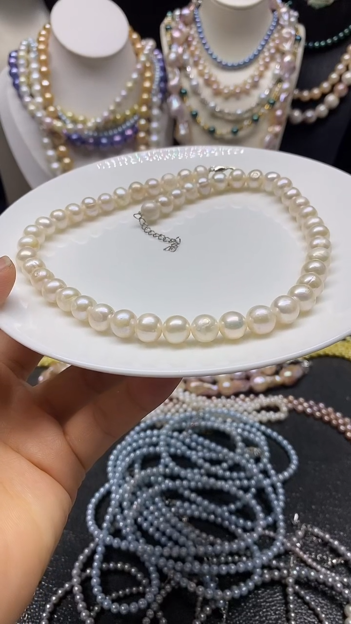 颈饰未镶嵌淡水珍珠多人